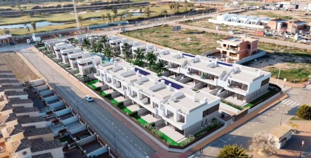 Bungalow for sale in Los Alcázares
