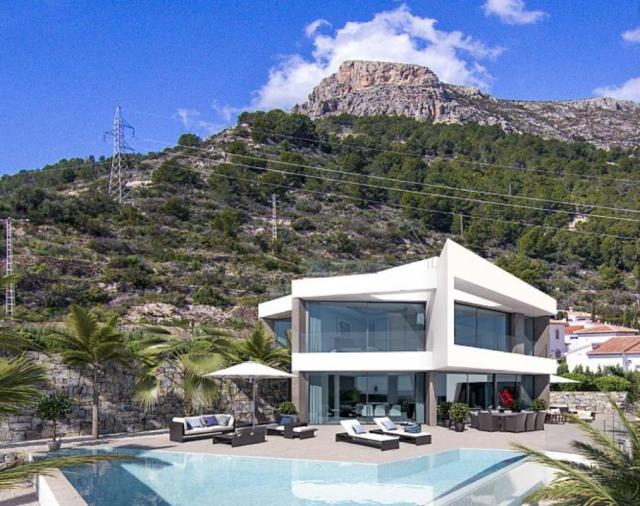 Chalet/Villa for Sale in Calpe