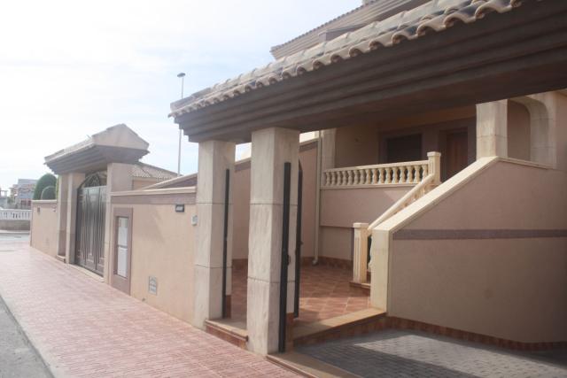 Duplex for Sale in Torrevieja